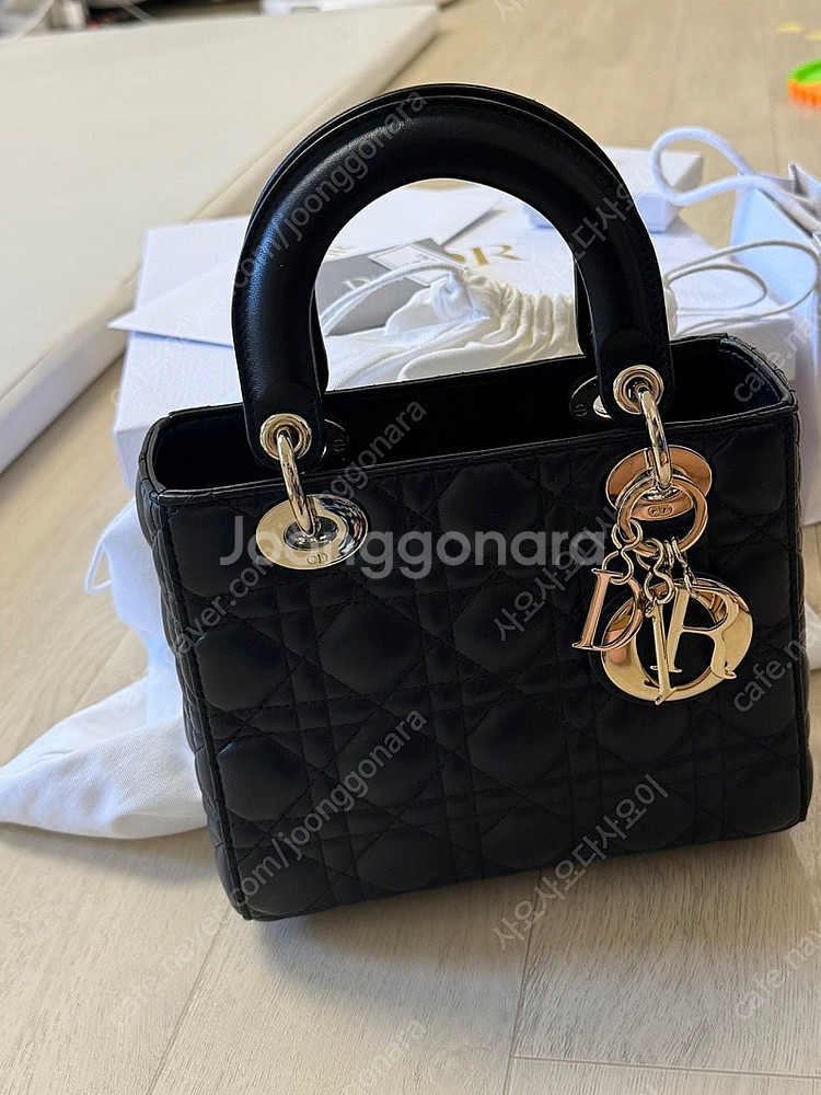 디올 레이디백 블랙 스몰 매장가 840--1
