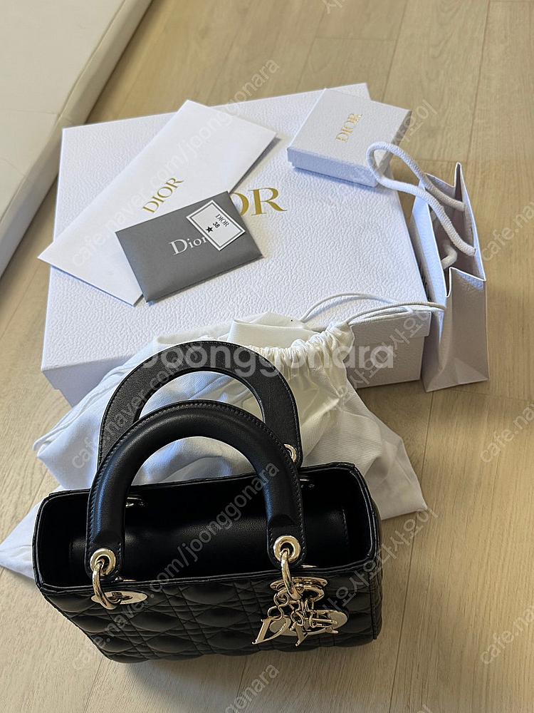 디올 레이디백 블랙 스몰 매장가 840--8
