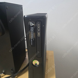 엑스박스360슬림(XBOX360S) ssd 1TB, 키넥트, 오로라 세팅 판매합니다.