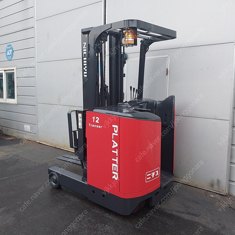 니찌유 전동지게차 1.2톤 3단 5000MM 2018년식 FBR12-80 중고입식지게차 이미지