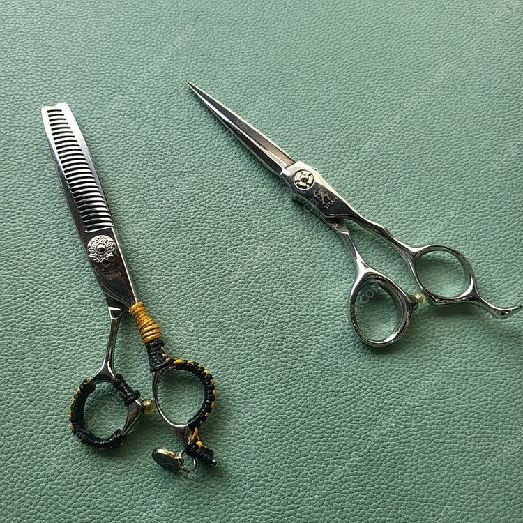 미용가위 블런트 6.0 틴닝 26발3홈--1