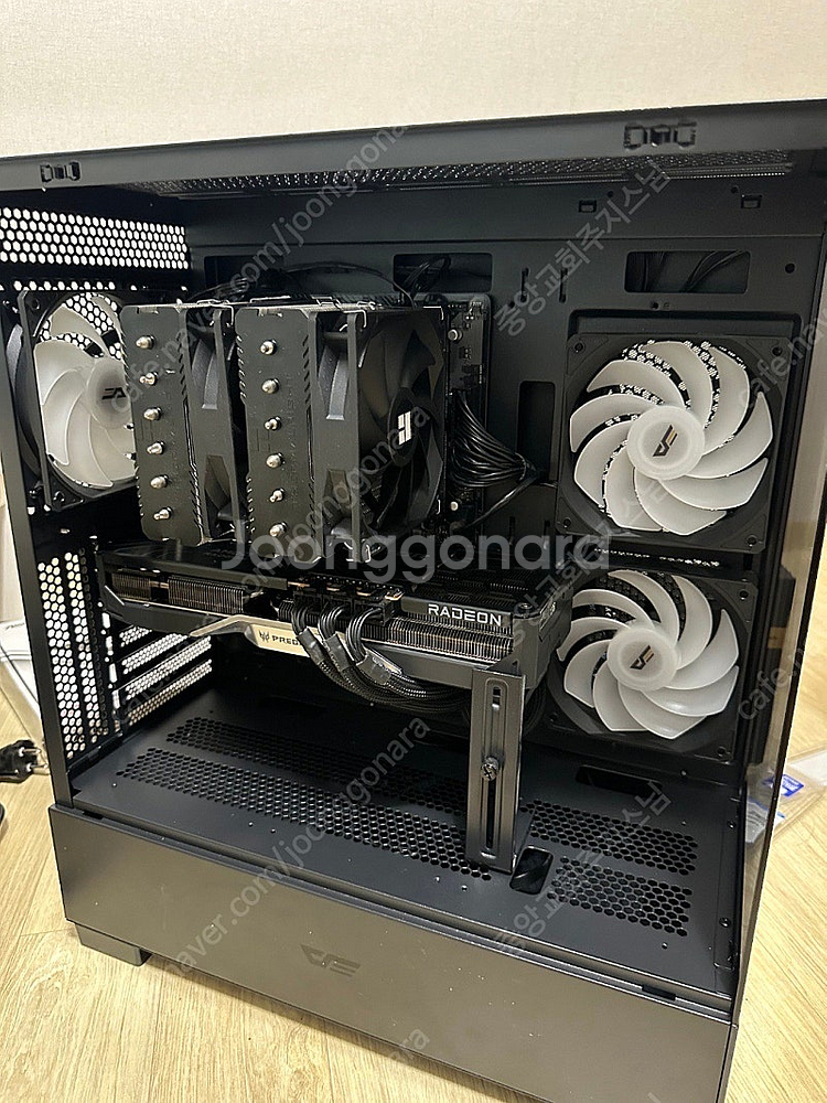7800x3d, rx9070xt 게이밍 컴퓨터--1