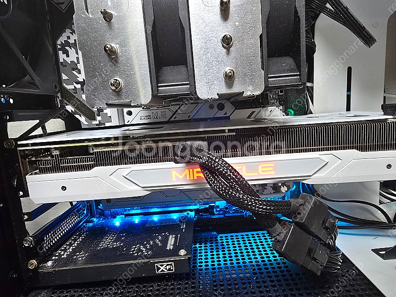 사파이어 RX 9070 nitro+--0