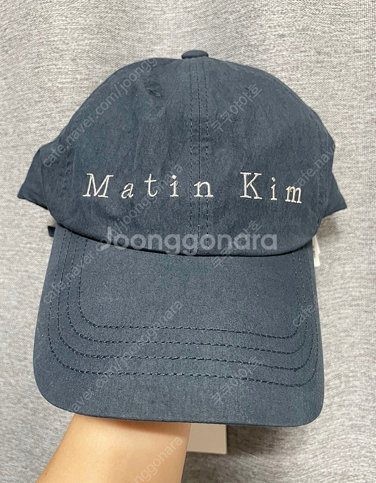 [새상품] 마뗑킴 타이포 볼캡 네이비 모자--1