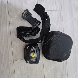 군용 전술 랜턴