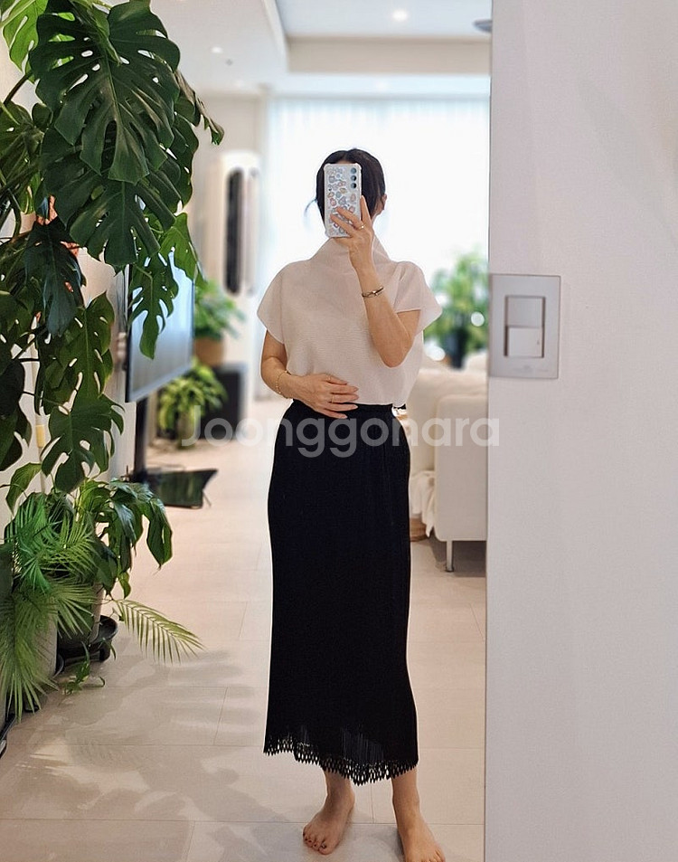 이세이미야케 미 스퀘어 스트레치 탑. 가디건 세트 화이...--4