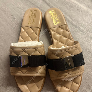 페라가모 바라보우 여성 슬리퍼 (0754668)