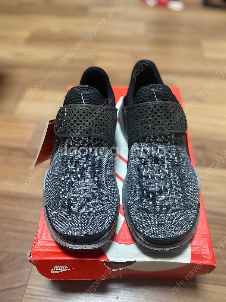 나이키 삭다트 SE 프리미엄 859553-001--0