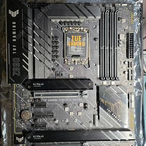 I5-13600K + ASUS TUF Z690 D4 판매합니다.