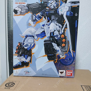 반다이 메탈빌드 아스트레이 블루프레임 풀웨폰 팝니다