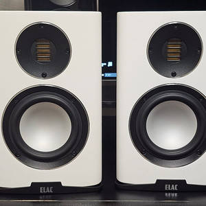 엘락 ELAC Carina BS243.4