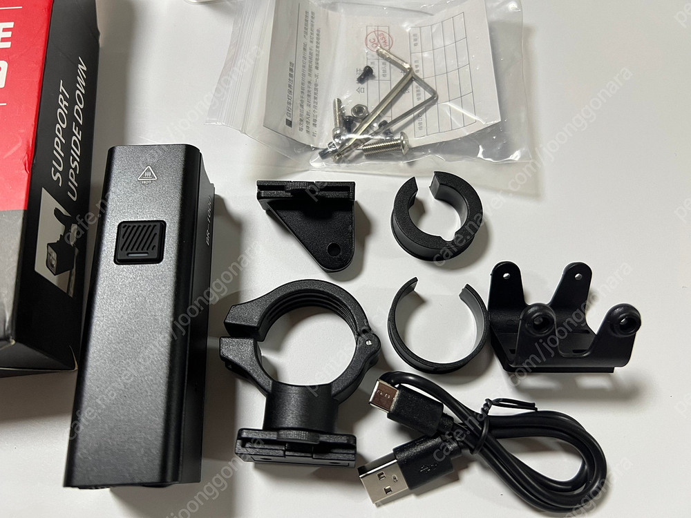 리얼 1000루멘 자전거 후레쉬 라이트 C타입(가민 고프로 브라켓 포함)--2