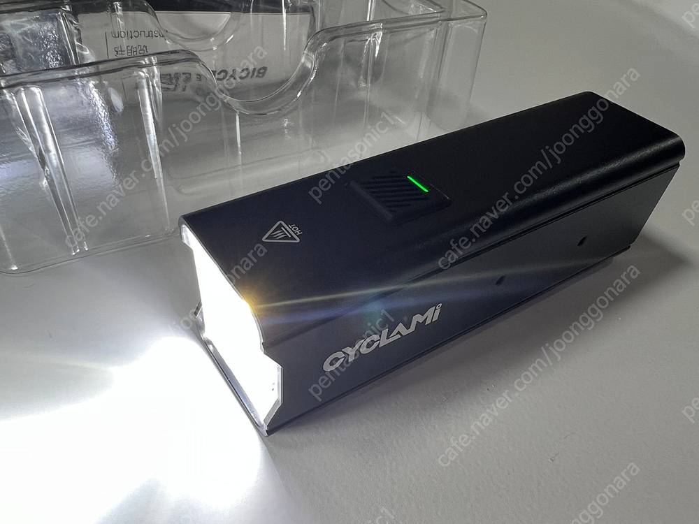 리얼 1000루멘 자전거 후레쉬 라이트 C타입(가민 고프로 브라켓 포함)--3