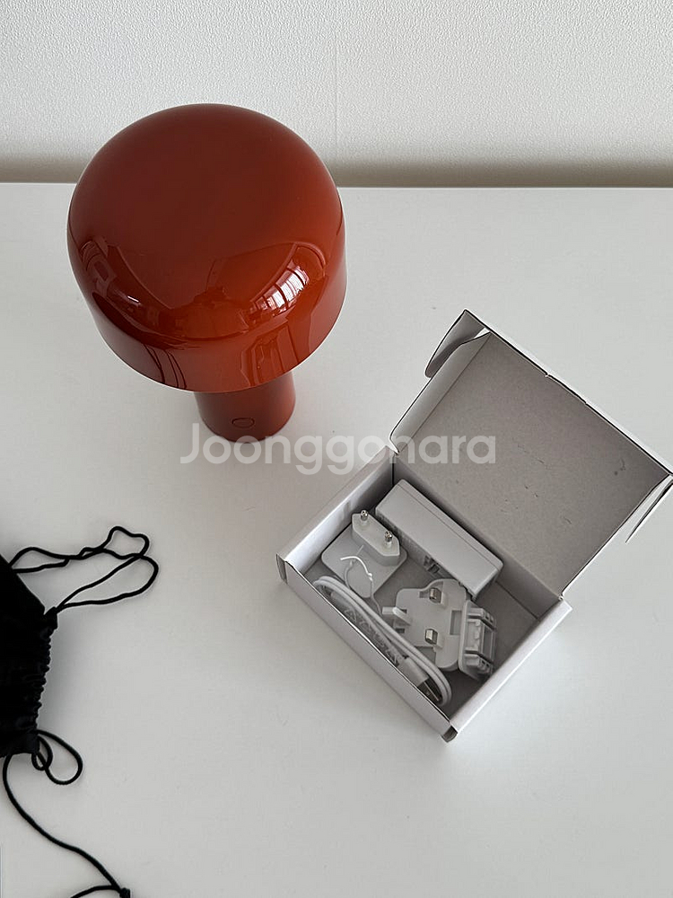 플로스 벨홉 램프 flos bellhop 레드 브릭 컬러--3