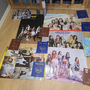 프로미스나인 fromis_9 포스터+앨범+슬로건