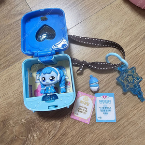 알쏭달쏭 티니핑 꾸래핑 피규어