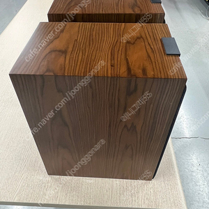 kef r300 월넛 스피커 팝니다.