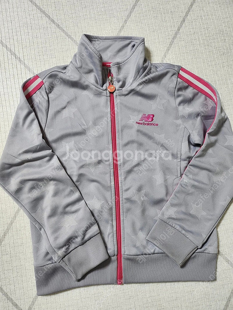 쌍둥이여아 뉴발란스 130사이즈 일괄--1