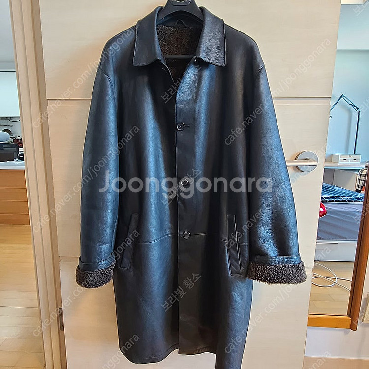 구찌 오버핏 시어링 무스탕 코트--8