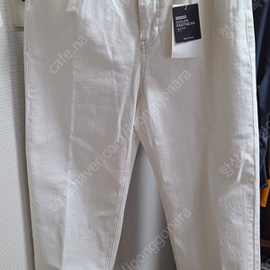 [새상품] 빈폴레이디스 화이트 진 팝니다. (Size 27) / 10만원(택포)