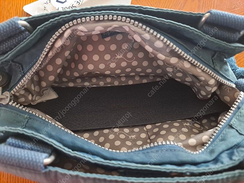 키플링백백+크로스가방 아주 싸게 정리--2