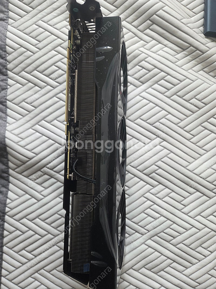 XFX RX 9070 SWIFT--2