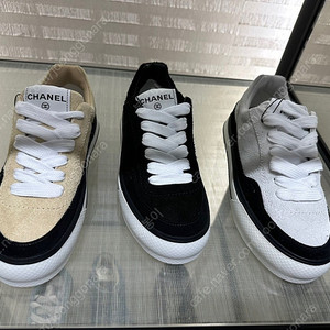 샤넬 스니커즈 운동회 새상품 판매해요.