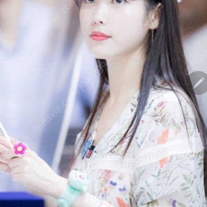 더 쿠플스 아이유 서현 셔츠 블라우스
