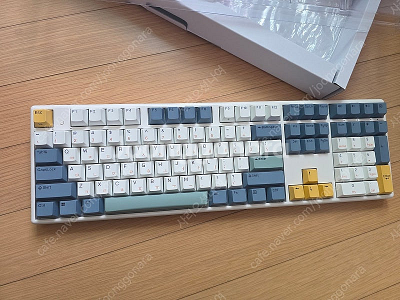 한성 무접점 키보드 35g 써피 GK898B 염료승화 EDITION SURFYY 8만원(택배비별도)--1