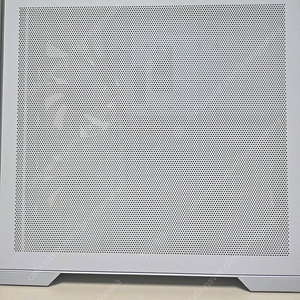게이밍 컴퓨터 화이트 본체 12400f+ rtx 4060