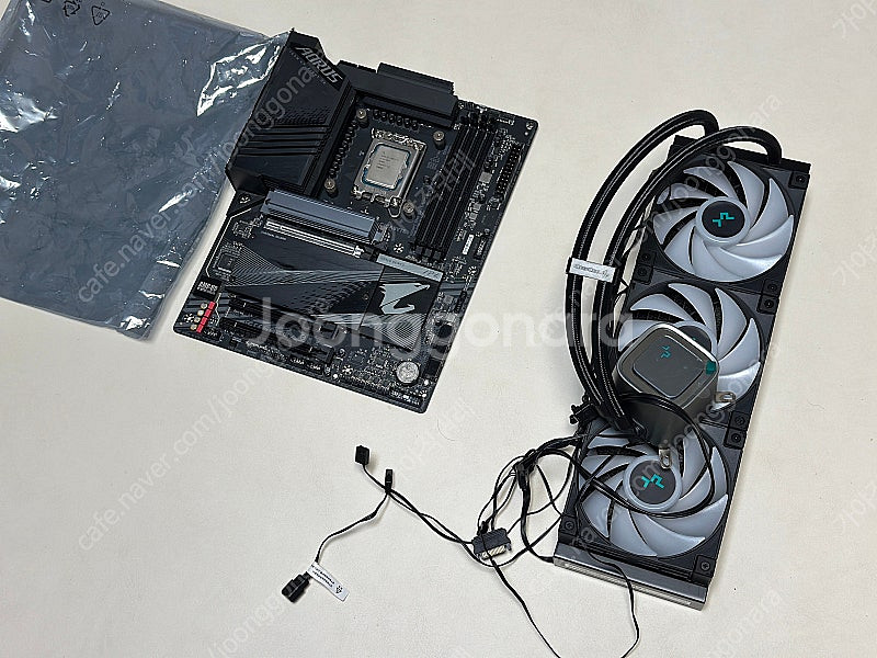 부산 13700Kf z790어로스엘리트 LS720 3열...--3