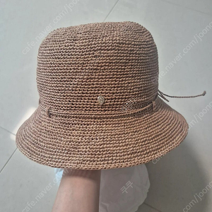 헬렌카민스키 라피아 모자 거의 새것