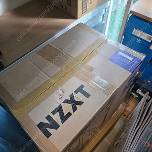 NZXT H6 FLOW RGB 화이트 A등급리퍼 팝니다.