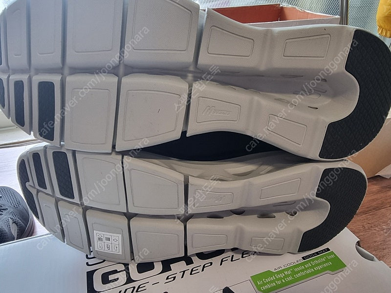 스케쳐스 글라이드스텝 295 (4e) 미개봉새상품 팝니다.--5