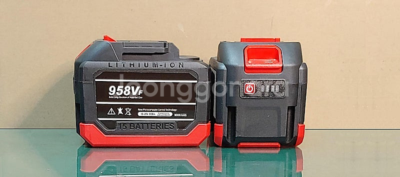 마끼다 배터리 958VF 18V 15셀 2개+충전기 + 무료배송 11 만원 ( 새물품 ) 삼성셀--1