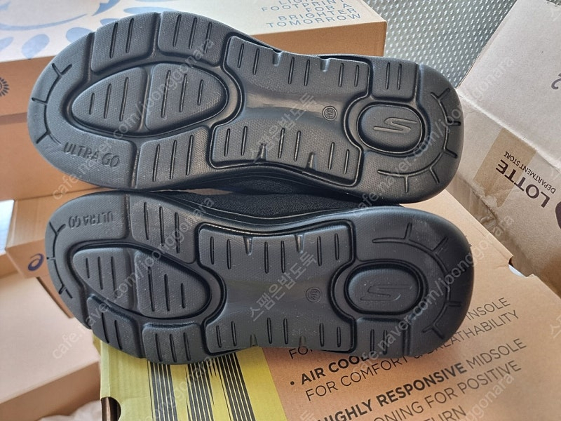 스케쳐스 아치핏 295 올블랙 새제품 팝니다.--3