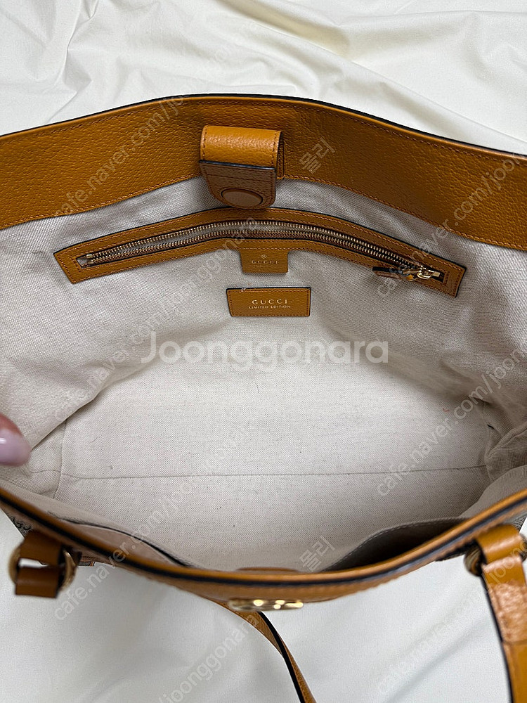 구찌 카이 한정판 쇼퍼백--1