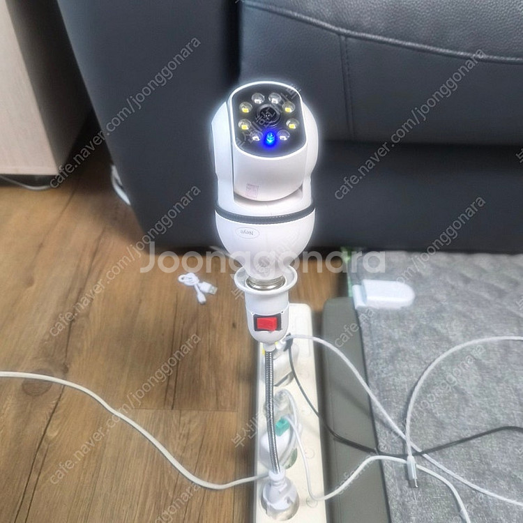 AI BULB PTZ CCTV--1