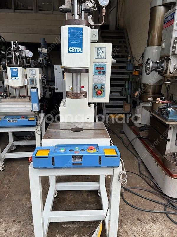 탁상용유압5톤--1