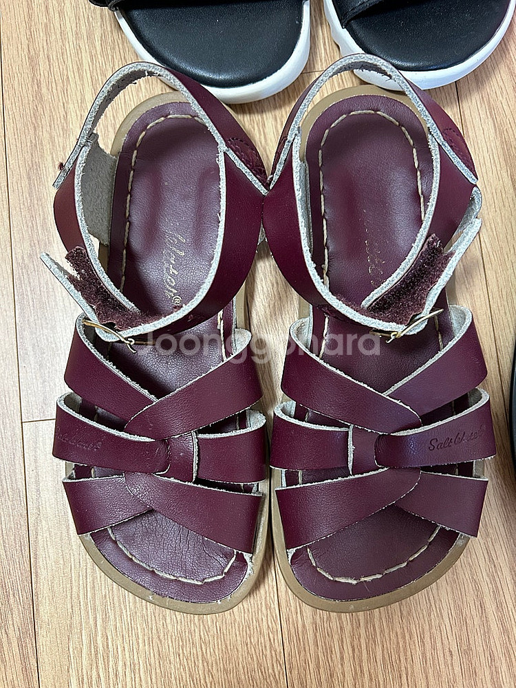 여아 여름신발 180사이즈 일괄(솔트워터 11등)--1