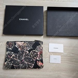 샤넬 클러치 한정판 정품