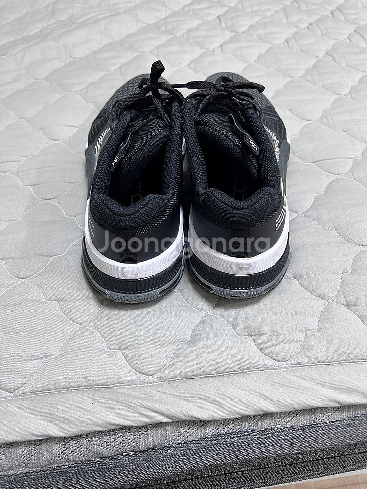 나이키 메타콘8 265사이즈--2