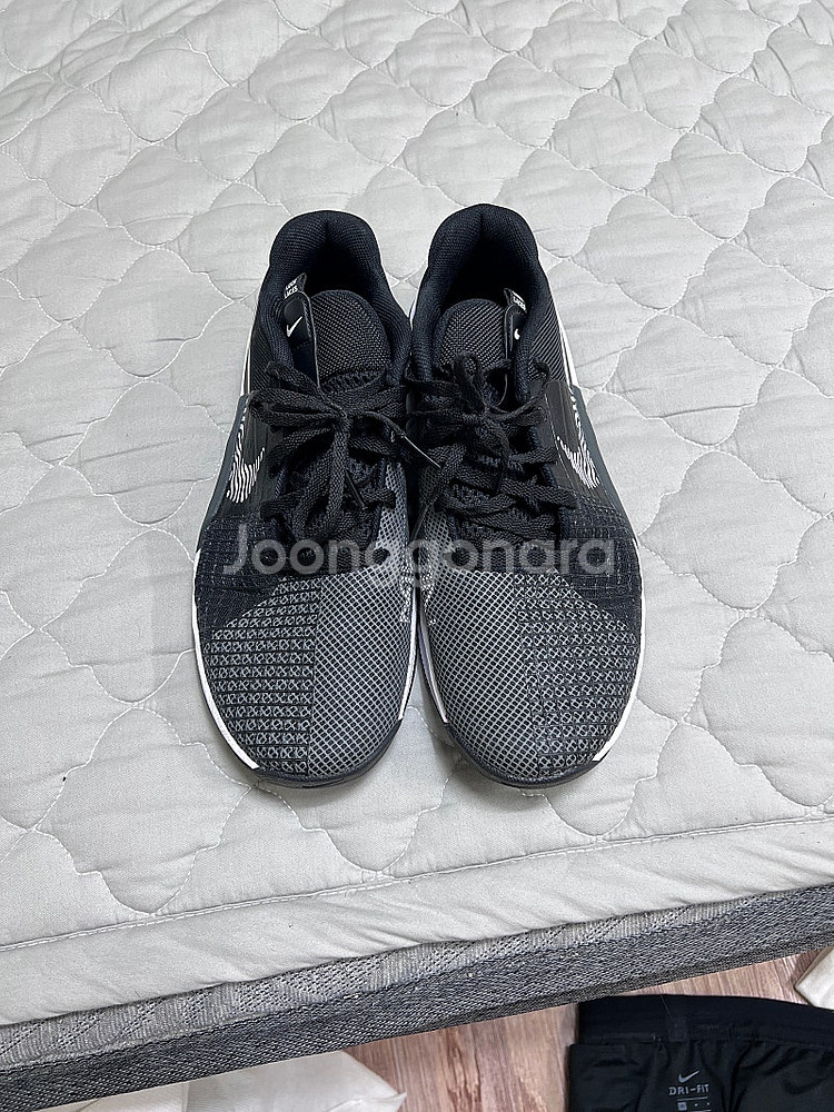 나이키 메타콘8 265사이즈--3