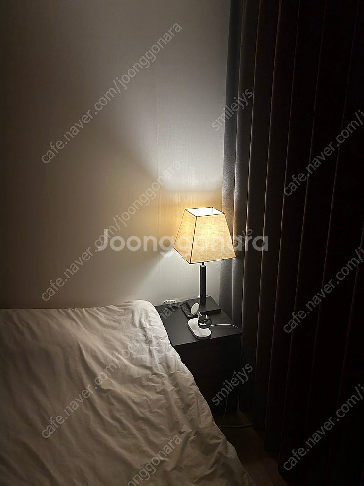 까사인루체 세리오 테이블스탠드 + LED전구색 판매합니...--0