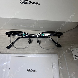 페이크미 그레이 블랙 실버