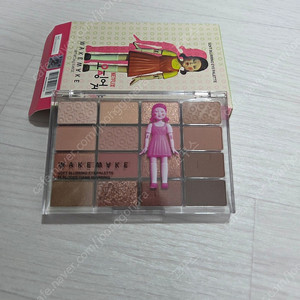 웨이크메이크 아이팔레트 24. 블러디게임 블러링 새제품