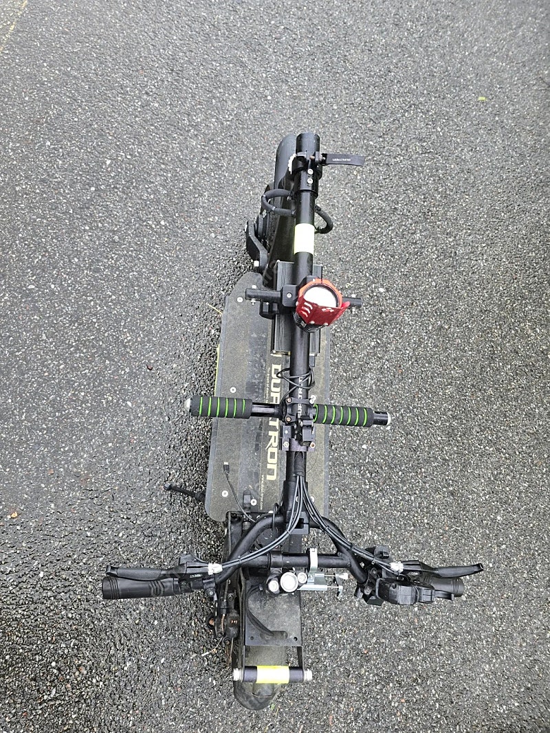 미니모터스 뉴 듀얼트론 전동 킥보드 h29e