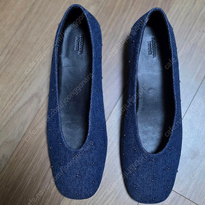 슈콤마보니 Stud point denim flat(blue) 245