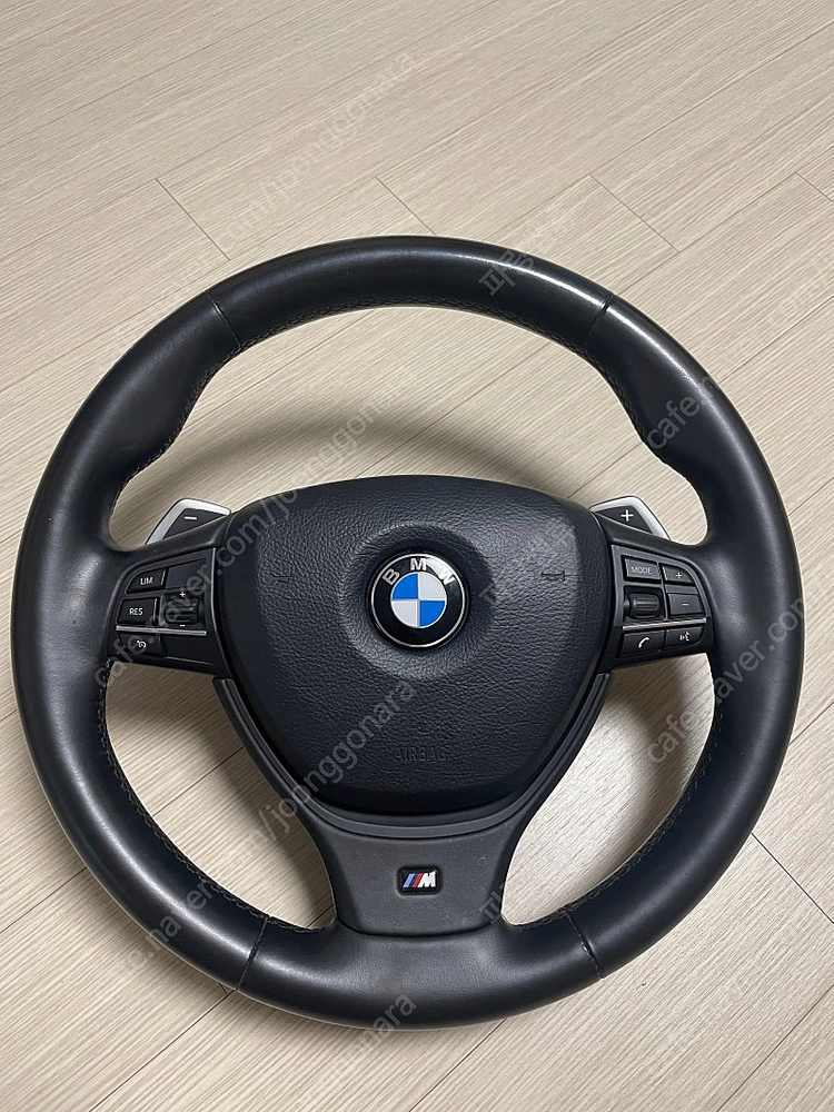 bmw 스포츠핸들 전기현m팩핸들 이미지