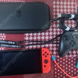 닌텐도 스위치 배터리개선판 + 128g microsd + 게임패드 팝니다.